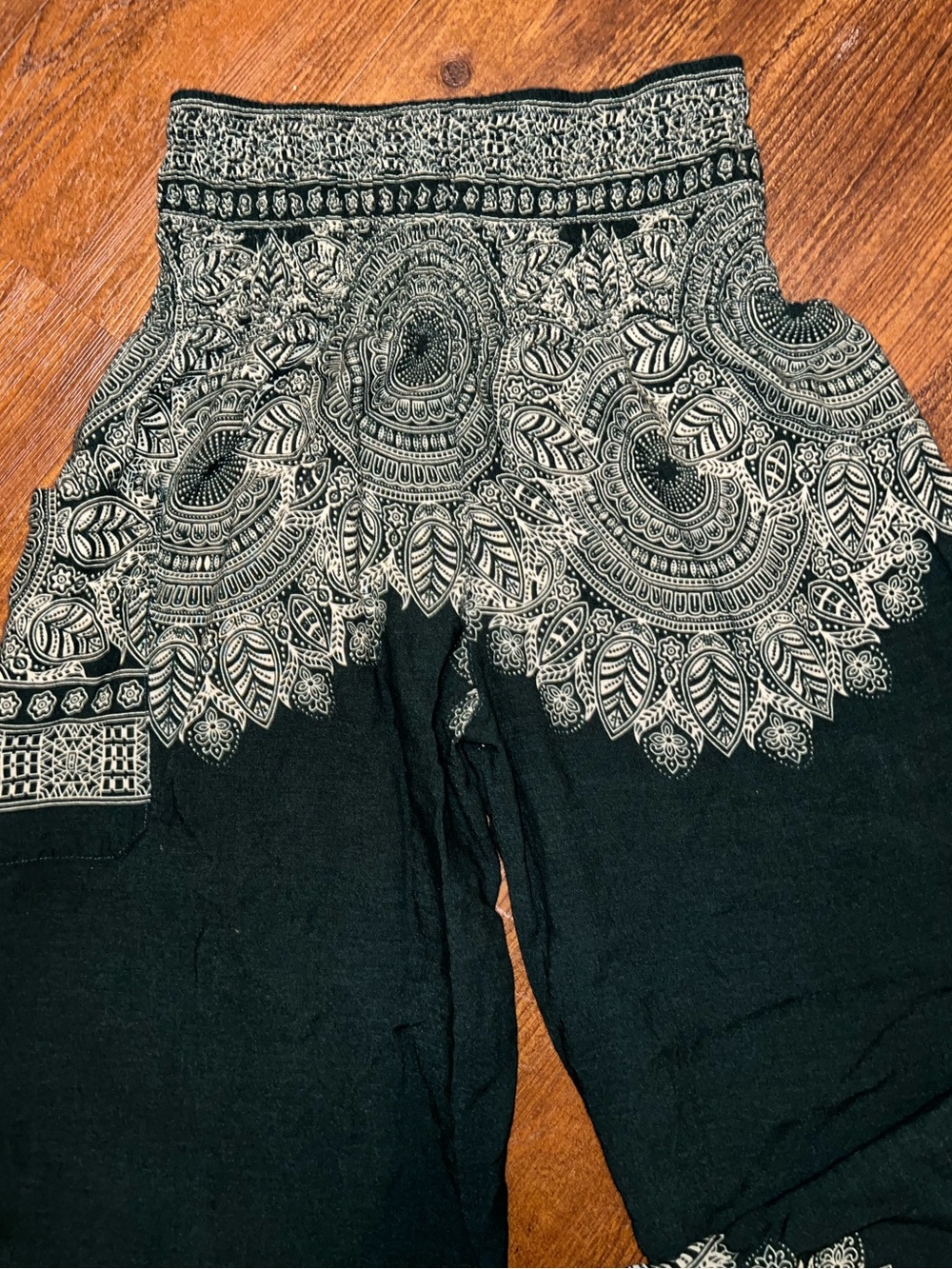 Boho Harem Pants Smocked Hippie Green Mandala Flowy Baggy Wide Leg One Size - Picture 6 of 8